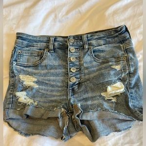 Super cool distressed denim shorts from American Eagle